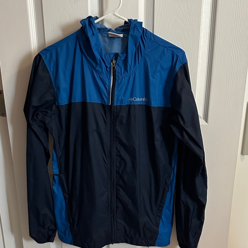 Columbia Two-Tone Blue and Black Rain Jacket
